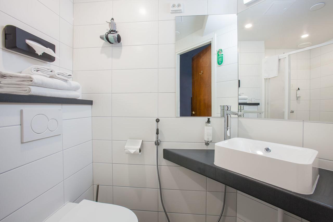 Pietarsaaren Kaupunginhotelli Jakobstad Ngoại thất bức ảnh