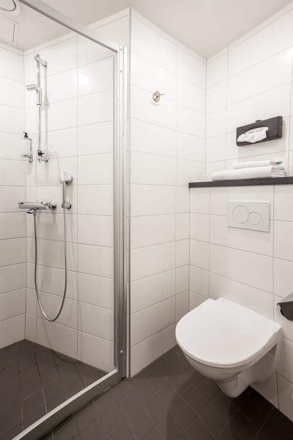Pietarsaaren Kaupunginhotelli Jakobstad Ngoại thất bức ảnh
